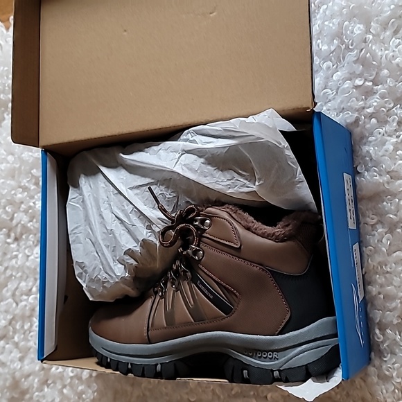 Snowboots - Picture 8 of 8